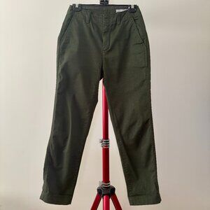 GAP Mid-Rise  Downtown Khakis in army green size 0 (orig $69.95)